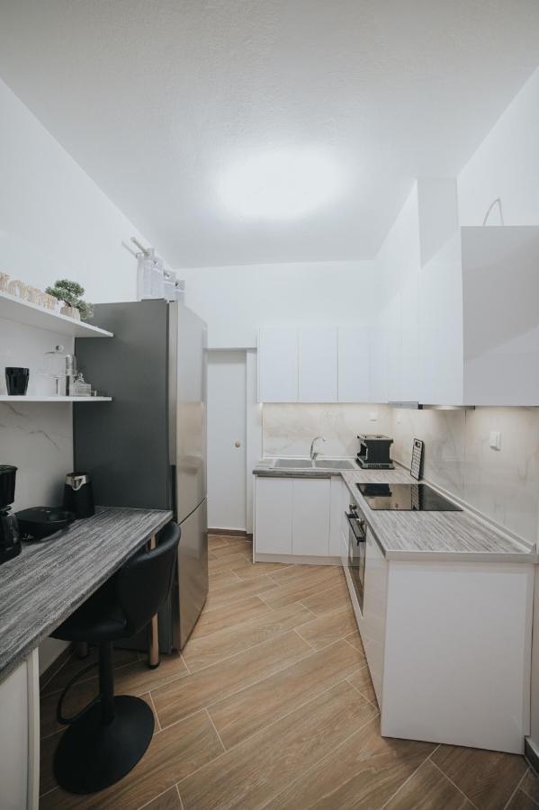 Comfy And Stylish Apartment テッサロニキ エクステリア 写真